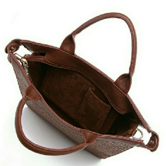 Vegan leather blue hand bag - Picture 2 of 3